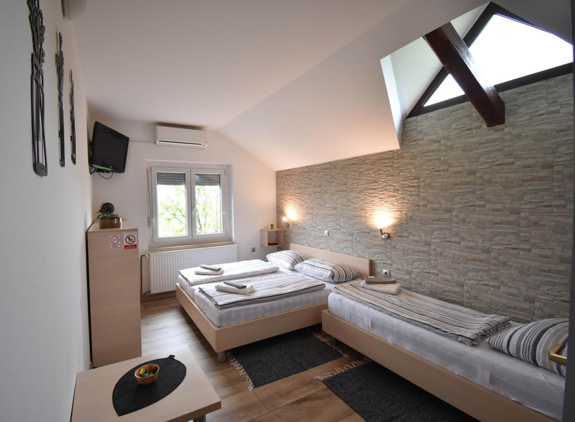 Guesthouse Obitelj Paulic Slunj Extérieur photo